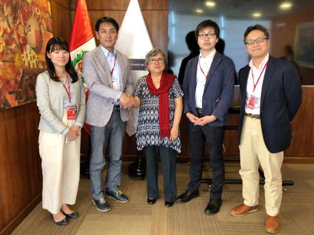 ペルー出張。文化大臣と協議の画像