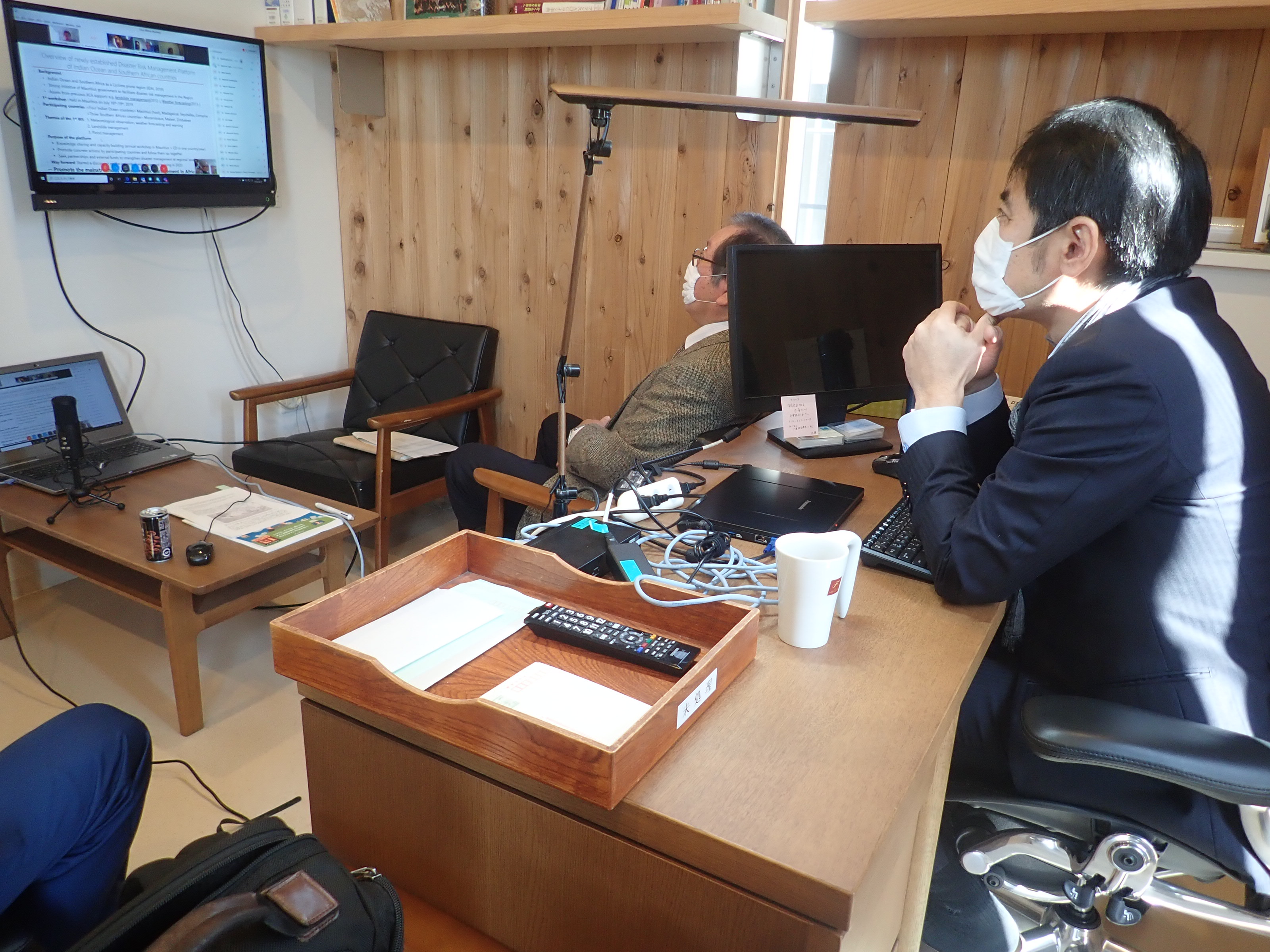 世界銀行とのweb会議の画像