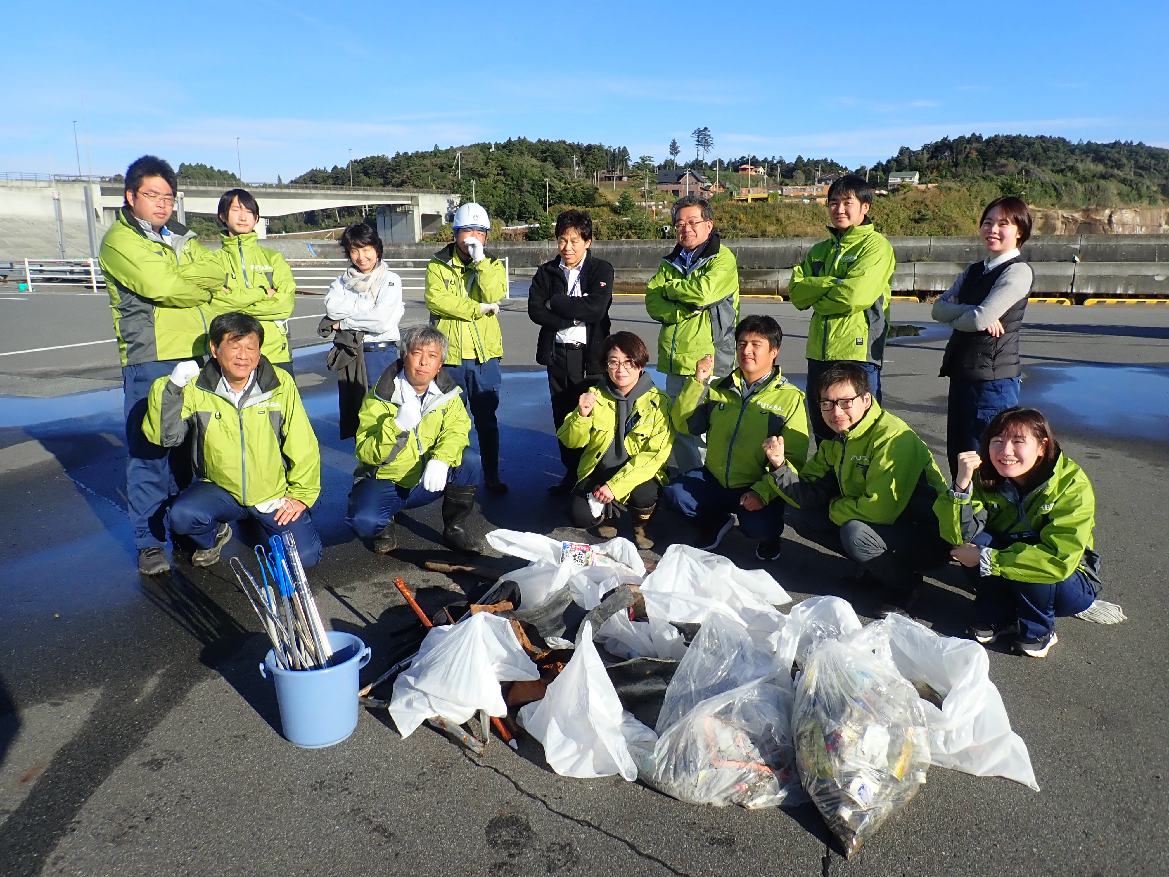 【CSR活動】海と川のごみ拾いの画像