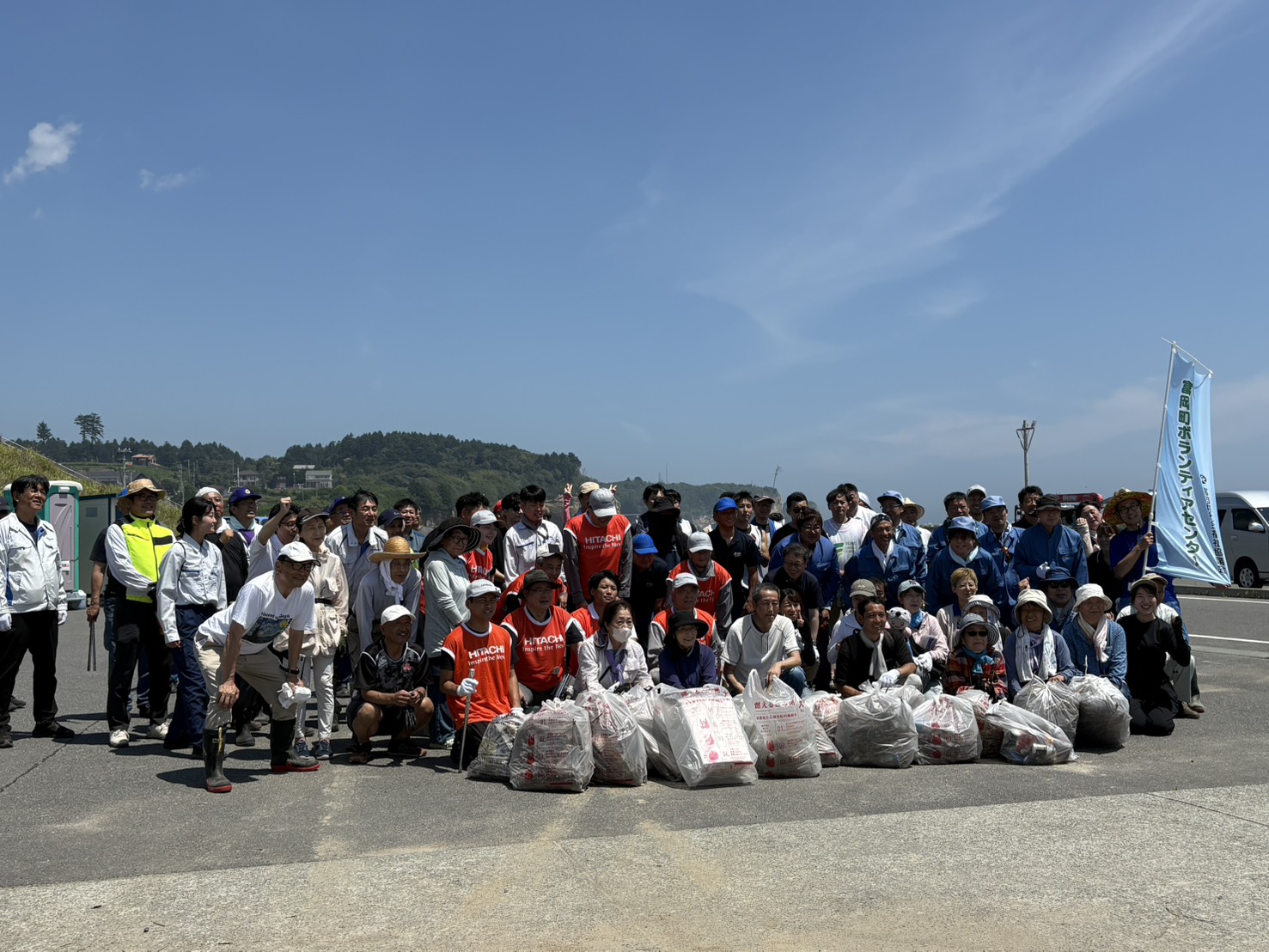 富岡海水浴場・請戸海岸の再開に向けた清掃活動に参加しましたの画像
