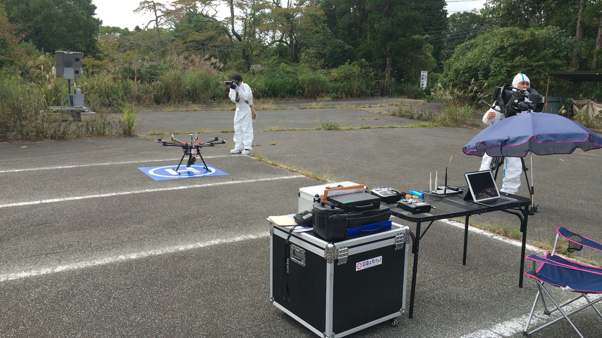 UAVによる熊町小学校の３D測量の画像